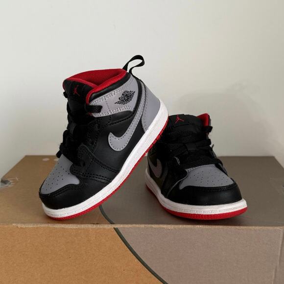 Nike Air Jordan 1 ‘Bred Shadow’ Toddler Sneakers- SZ 6 C - Picture 1 of 13